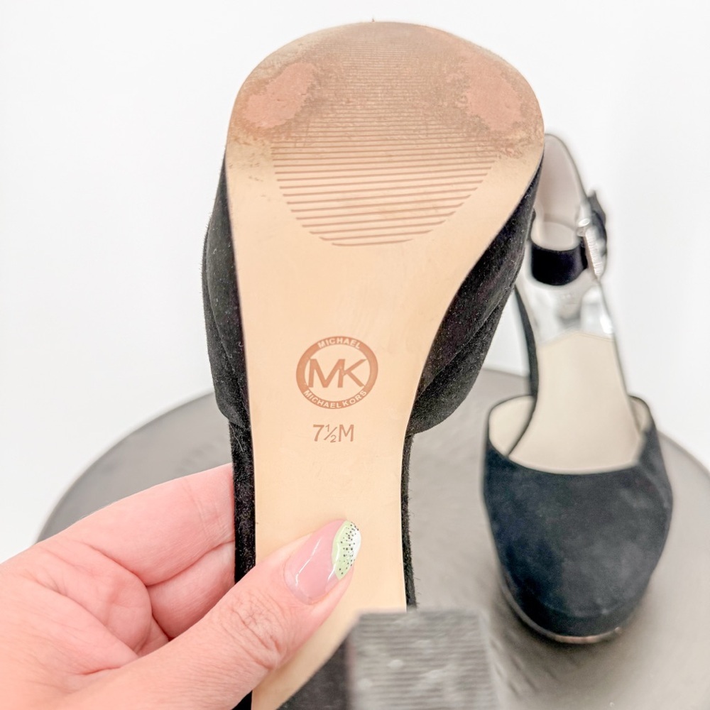 MICHAEL Michael Kors Elegant Black Heels - Picture 3 of 8